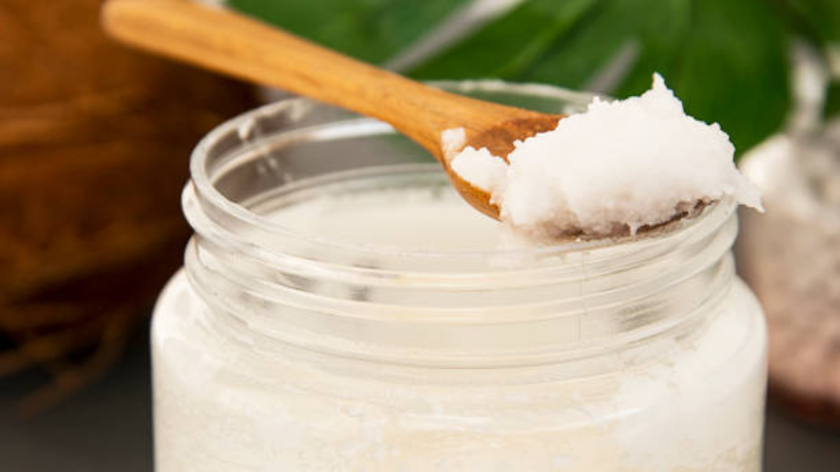 El aceite de coco es un gran aliado para el cuidado de la piel. El aceite de coco es un gran aliado para el cuidado de la piel.