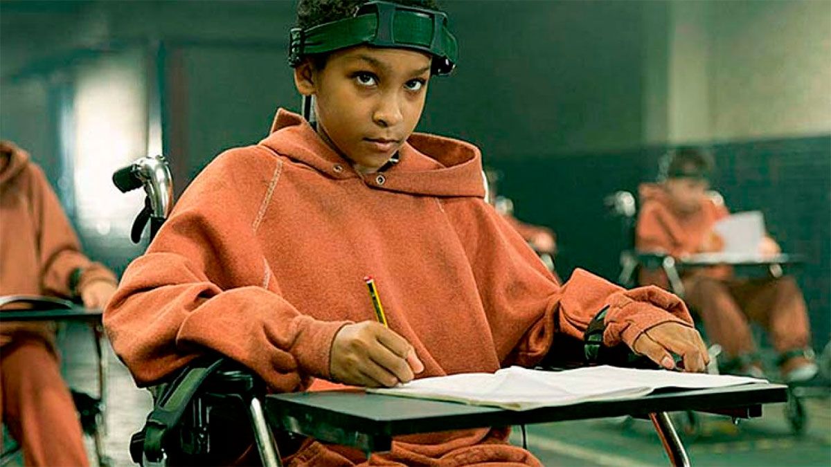 Sennia Nanua es una actriz británica.