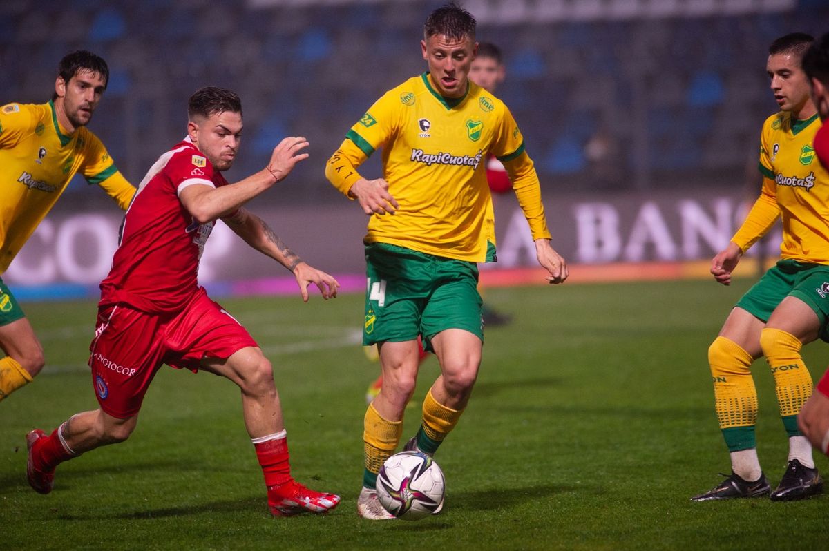 Defensa y Justicia avanzó nuevamente en la Copa Argentina al vencer a Argentinos Juniors