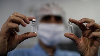 Buenas noticias del coronavirus: la vacuna de Oxford ya tiene fecha posible de aplicación