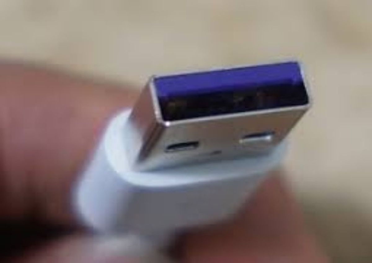 Estos cables USB son aptos para carga rápida. Estos cables USB son aptos para carga rápida.