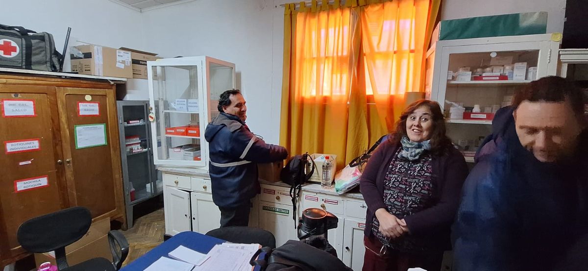 La atención de los pobladores se efectuó en los consultorios de la Compañía de Cazadores de Montaña VIII, ubicados en Puente del Inca, Las Heras. La atención de los pobladores se efectuó en los consultorios de la Compañía de Cazadores de Montaña VIII, ubicados en Puente del Inca, Las Heras.