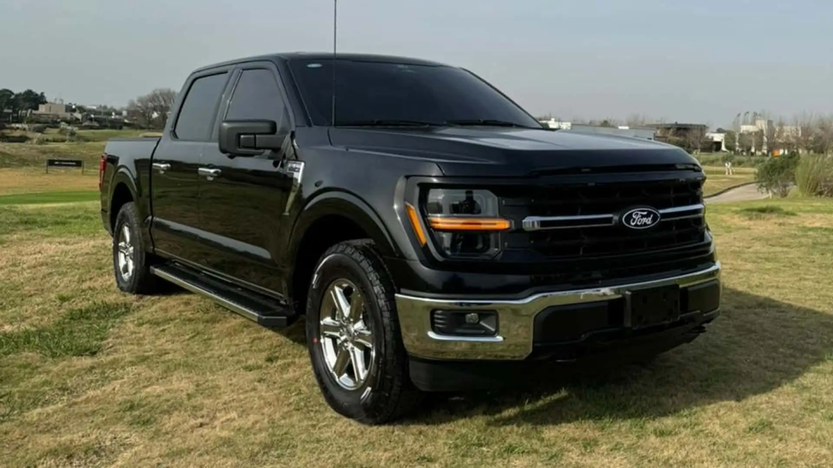 Si tienes una Ford F-150, tendrás que acudir a la revisión obligatoria y gratuita. Si tienes una Ford F-150, tendrás que acudir a la revisión obligatoria y gratuita.