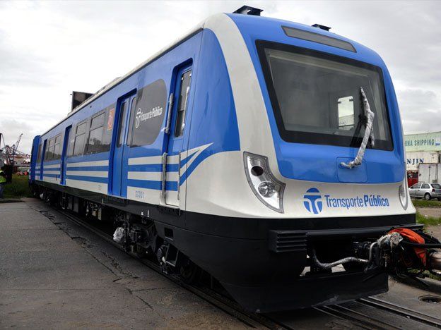 A dos años de la tragedia de Once, llegó de China la primera formación 0Km para el tren Sarmiento