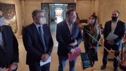 Disconformes con la reunión que tuvieron con la ministra de Salud, Ana María Nadal, ahora los legisladores del PJ citaron a los directores de hospitales para que cuenten cómo les impacta la pandemia en sus nosocomios.