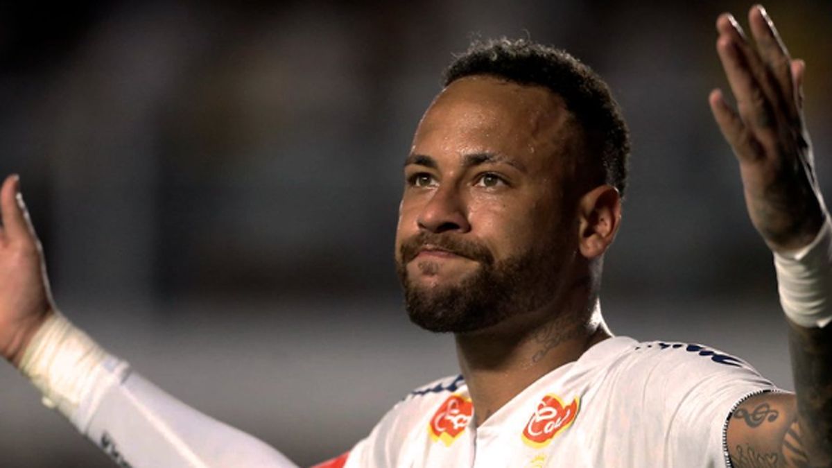 Neymar no pudo completar dos partidos en el Brasileirao.