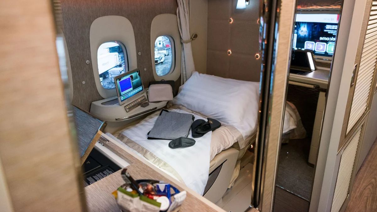 Emirates aumentará las frecuencias semanales entre Buenos Aires y Dubai, y sumará su lujoso y exclusivo servicio de Primera Clase Emirates aumentará las frecuencias semanales entre Buenos Aires y Dubai, y sumará su lujoso y exclusivo servicio de Primera Clase