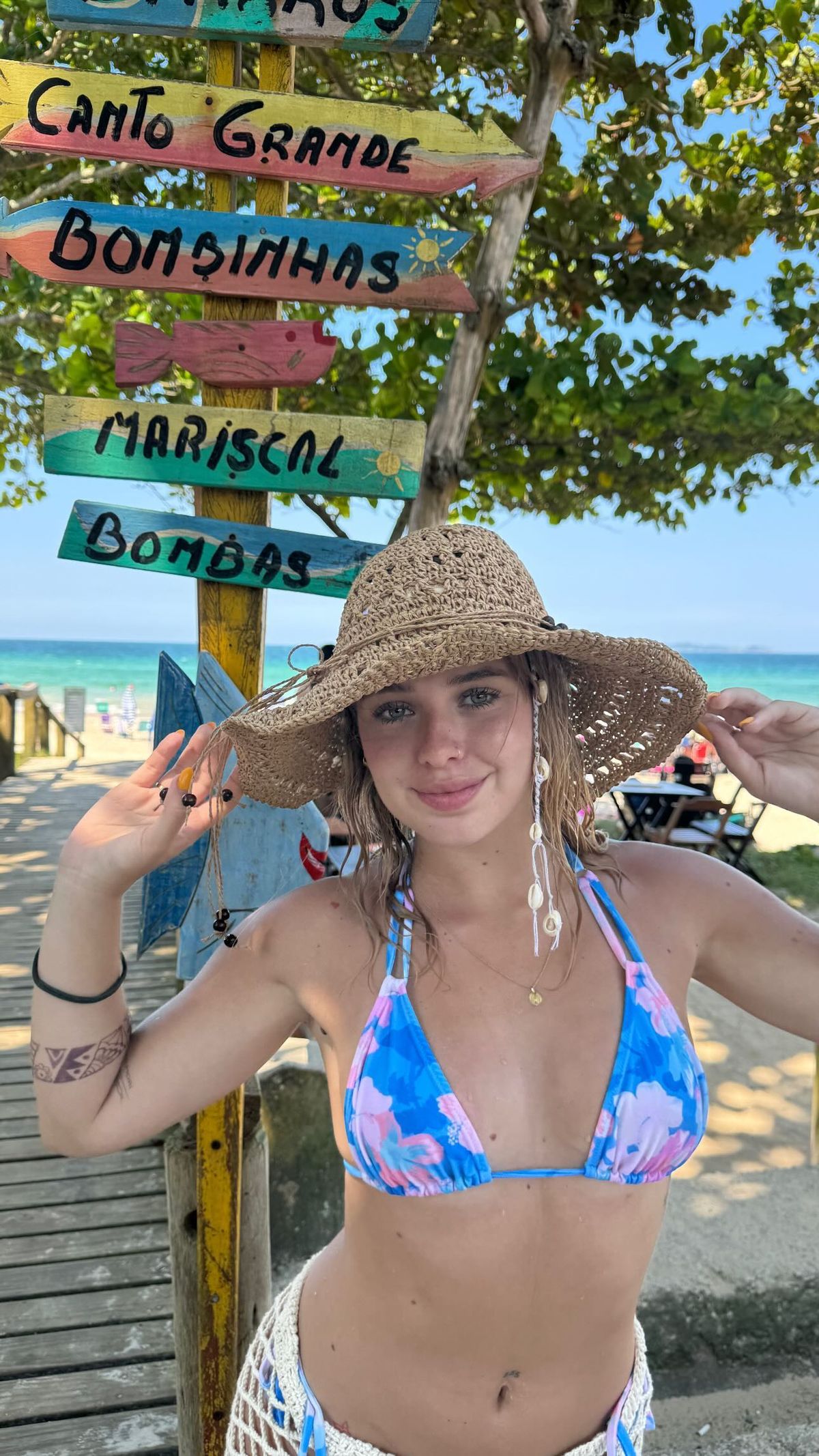 Desde Brasil, Coti Romero es la reina del verano: transparencias, micro bikini ultra XS y más. Desde Brasil, Coti Romero es la reina del verano: transparencias, micro bikini ultra XS y más.