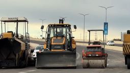 Máquinas de Vialidad trabajando en el Corredor del Oeste.