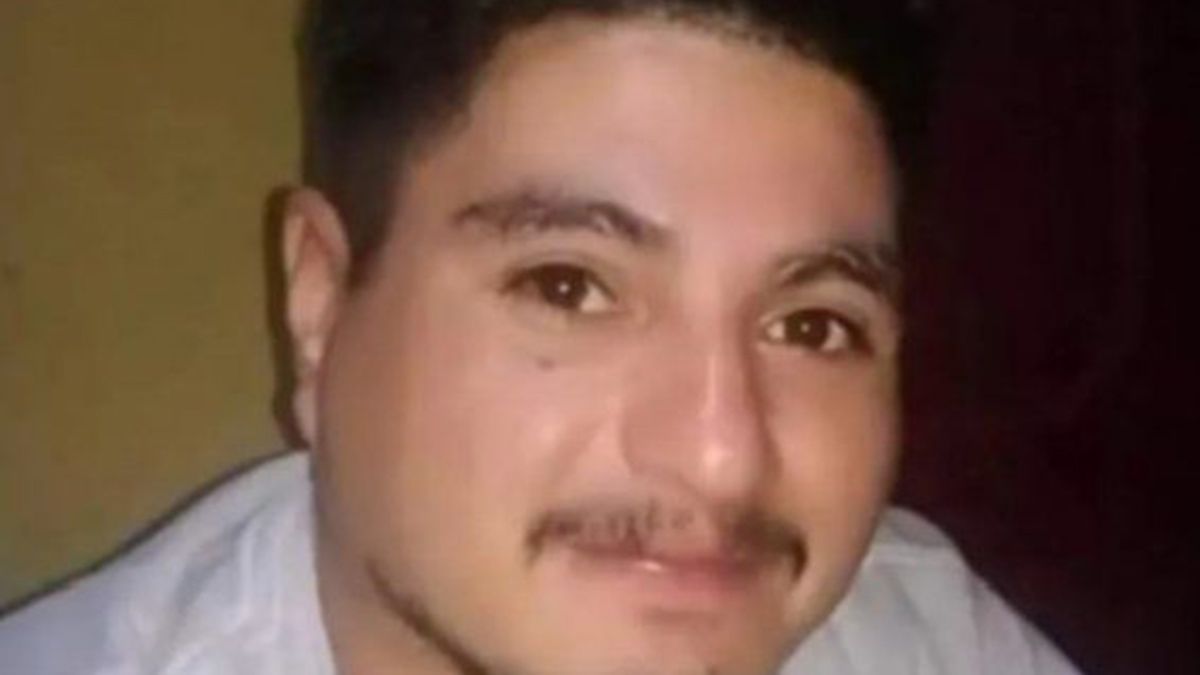 Nicolás Notario fue asesinado de un balazo en el torax y su cuerpo apareció calcinado en un descampado de Esteban Echeverría. Hay dos personas detenidas por el homicidio