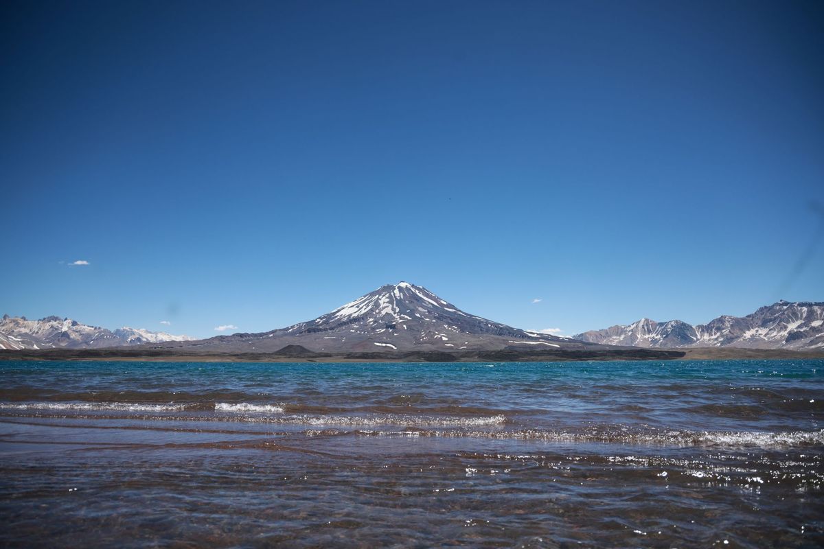 La Laguna del Diamante, uno de los tesoros de Mendoza. La Laguna del Diamante, uno de los tesoros de Mendoza.