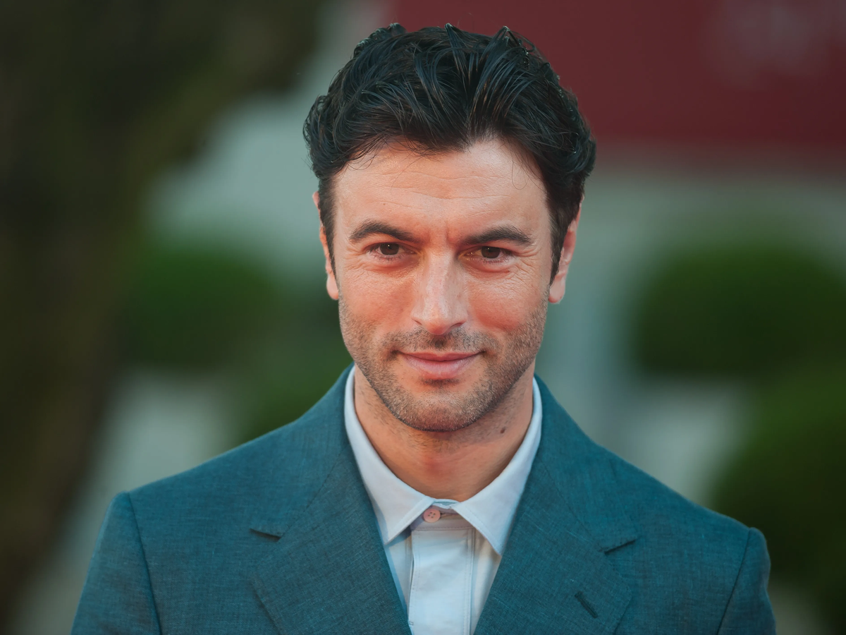 Javier Rey brilla con esta serie española de solo 6 capítulos.