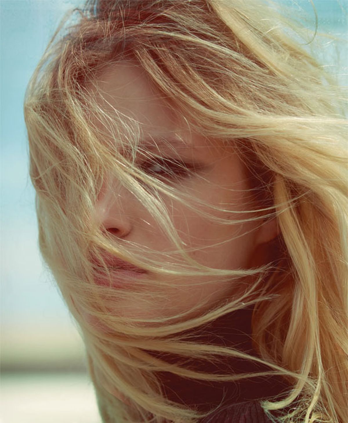 Si quieres lucir la piel hidratada y una melena abundante y reluciente, debes incorporar a tu vida este superalimento natural. Si quieres lucir la piel hidratada y una melena abundante y reluciente, debes incorporar a tu vida este superalimento natural.