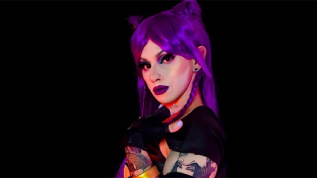 El hijo del presidente, Dyhzy, compartió una foto usando una tanga