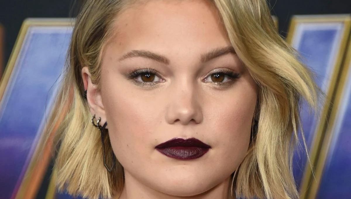 Tiene tintes de thriller y misterio, y es una de las series más vistas en Prime Video