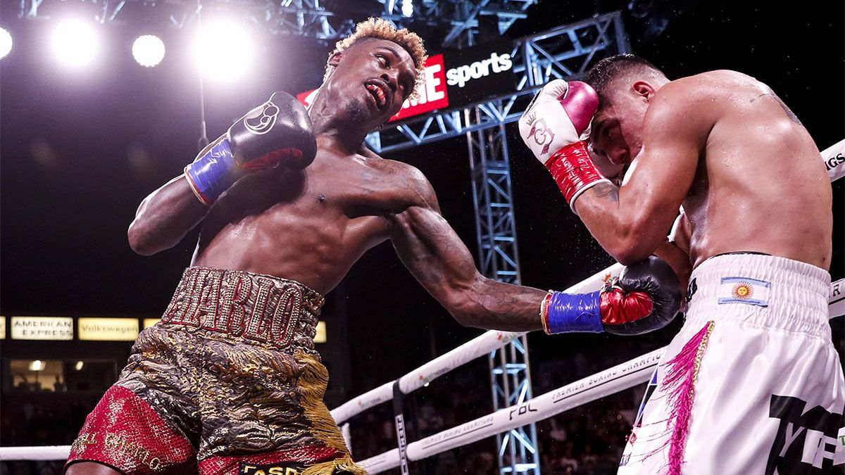 Jermell Charlo venció a Brian Castaño.