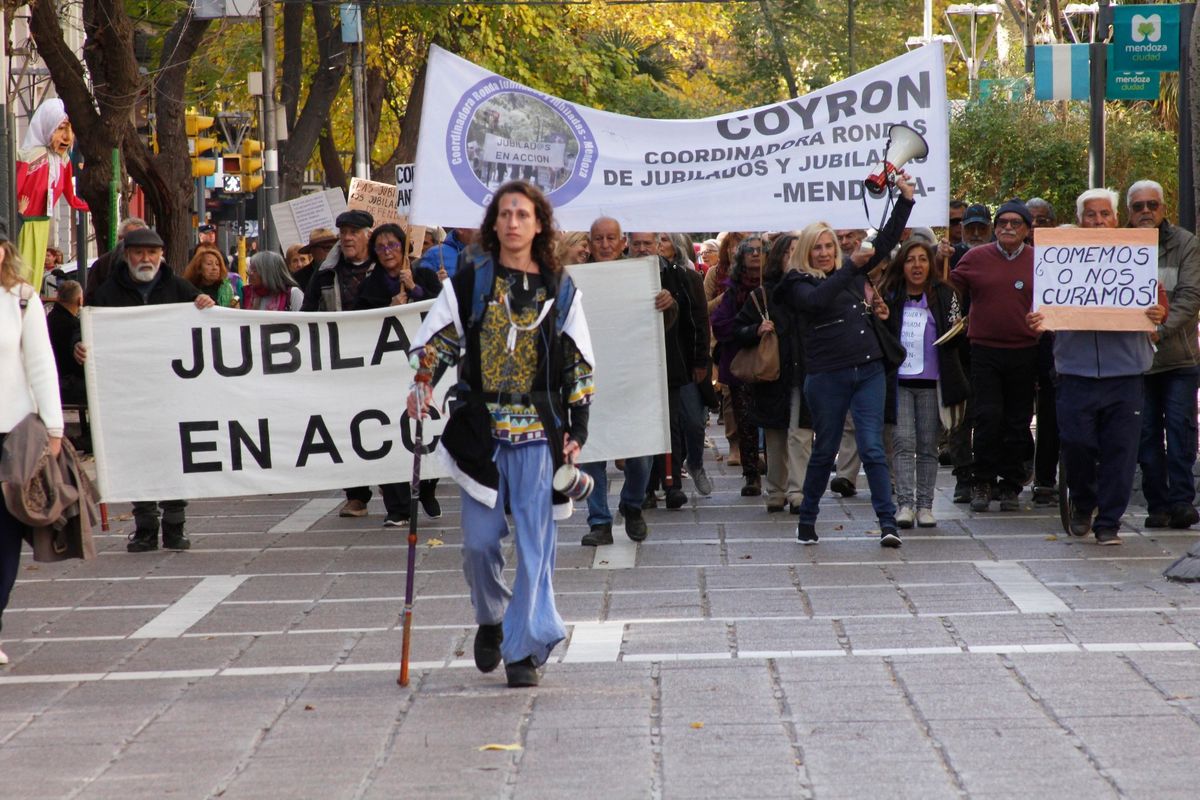 En las marchas de jubilados en Mendoza se han manifestado personas con discapacidad. En las marchas de jubilados en Mendoza se han manifestado personas con discapacidad.