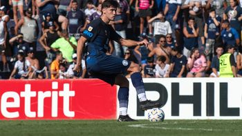 Sheyko Studer encontró su continuidad en el fútbol en Independiente Rivadavia