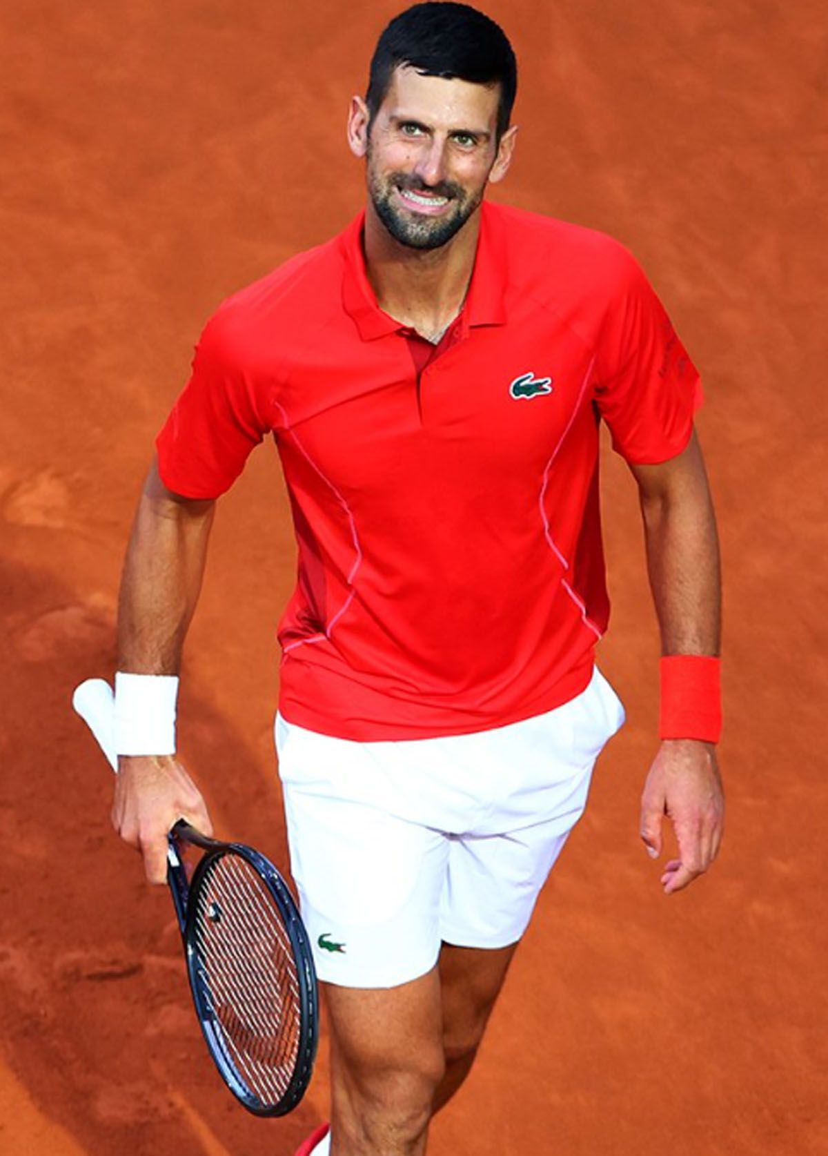 Novak Djokovic se fue con un golpe tras su debut en el Masters 1000 de Roma. Novak Djokovic se fue con un golpe tras su debut en el Masters 1000 de Roma.