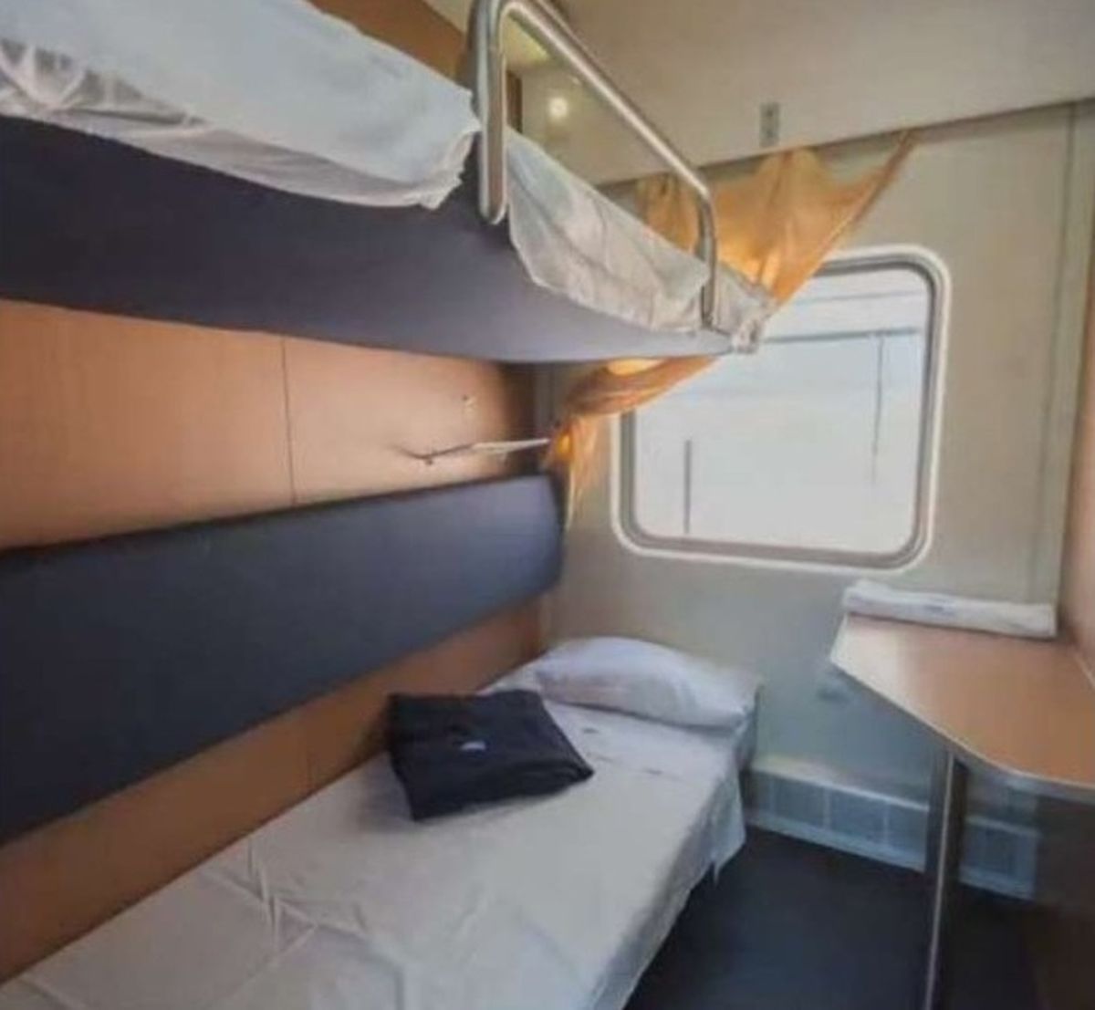 Uno de los camarotes del tren de pasajeros.