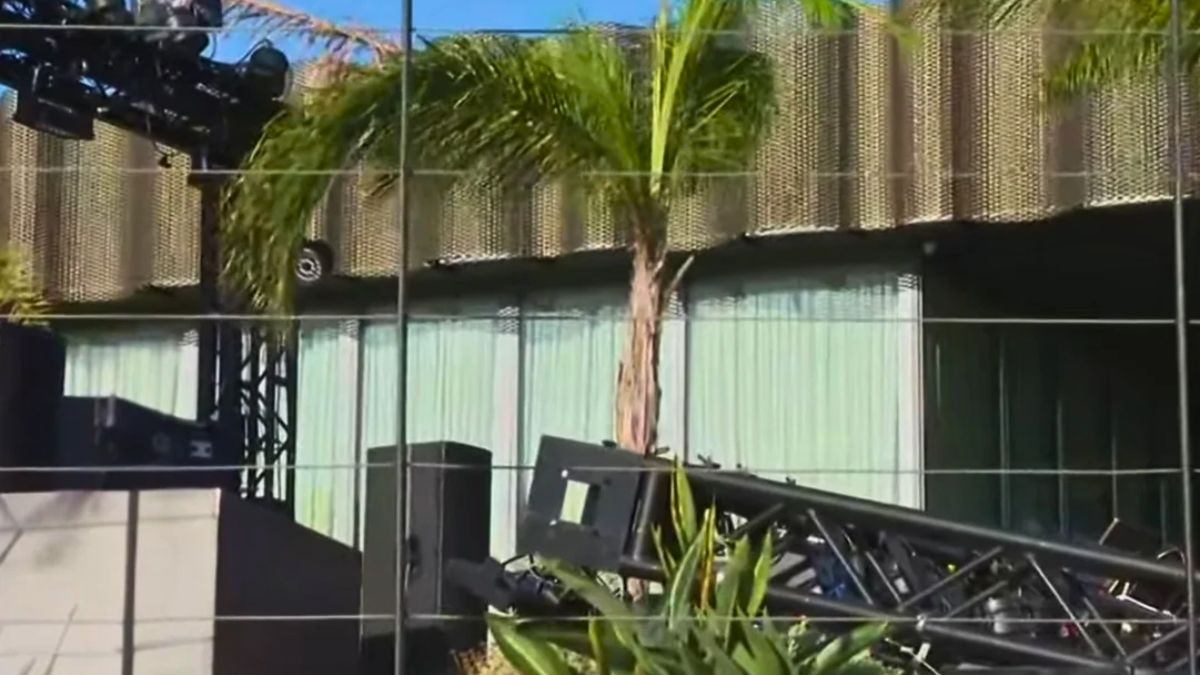 El derrumbe en el boliche generó un caos en la madrugada del domingo.