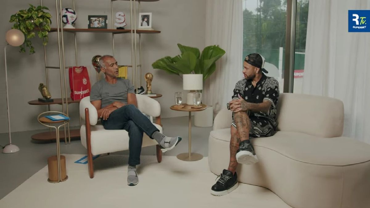 Neymar habló de todo en su entrevista con Romario. Neymar habló de todo en su entrevista con Romario.