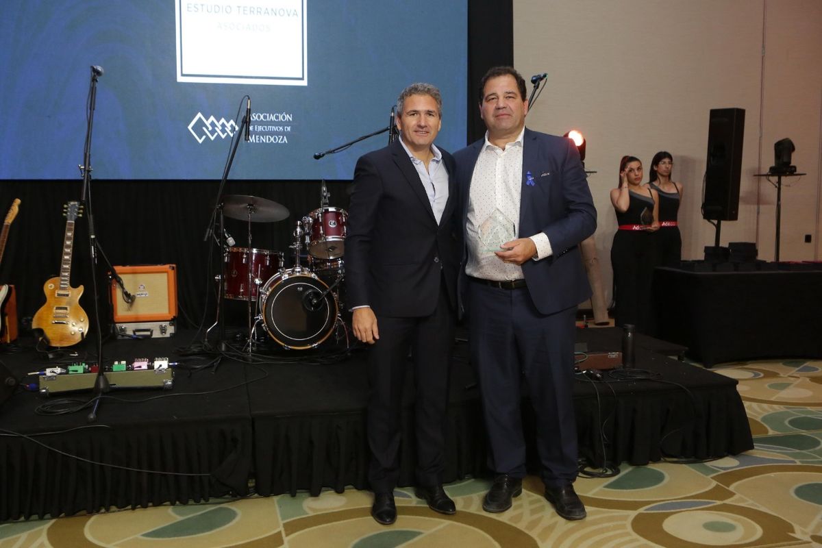 Pablo Galeano (AEM) y Federico Méndez de Chacras Park