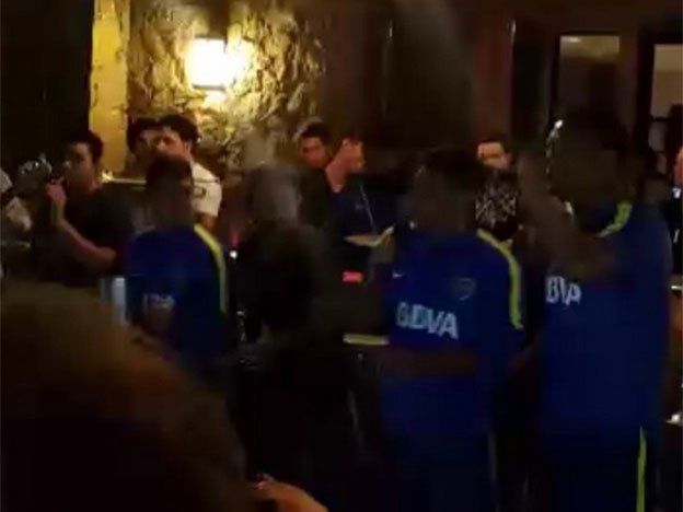 Salió a la luz el video de los jugadores de Boca cantando con Los Totora