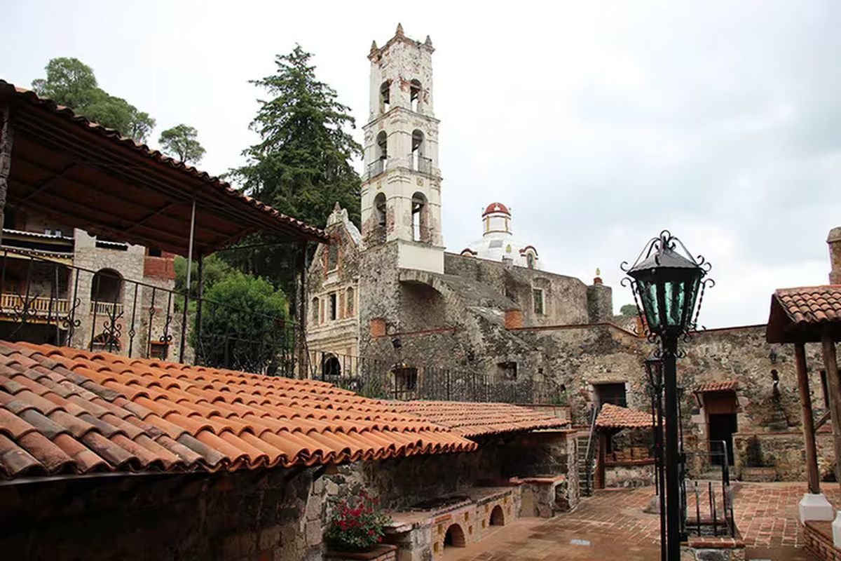 Así es la icónica hacienda donde Antonio Banderas grabó "El Zorro". Así es la icónica hacienda donde Antonio Banderas grabó "El Zorro".