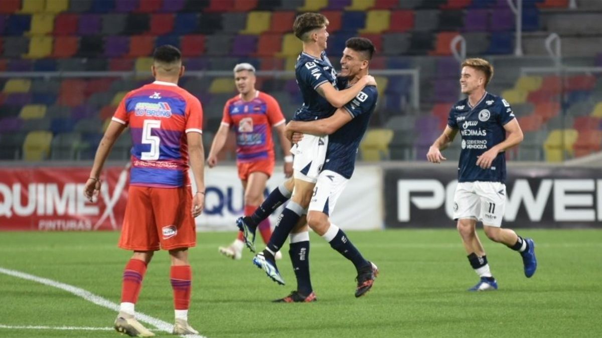 Independiente Rivadavia logró un gran triunfo ante Güemes