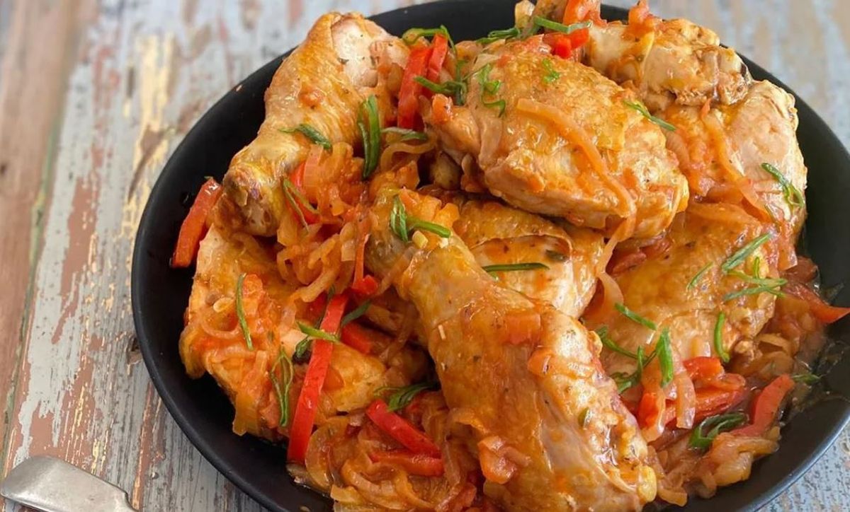 Pollo a la portuguesa. La receta de pollo a la portuguesa para sopar con el pancito. Pollo a la portuguesa. La receta de pollo a la portuguesa para sopar con el pancito.