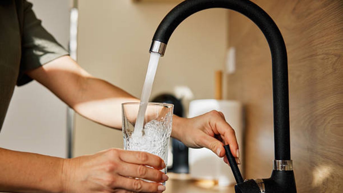 Este es el lugar sagrado para colocar un vaso con agua y absorber las malas energías, según el Feng Shui