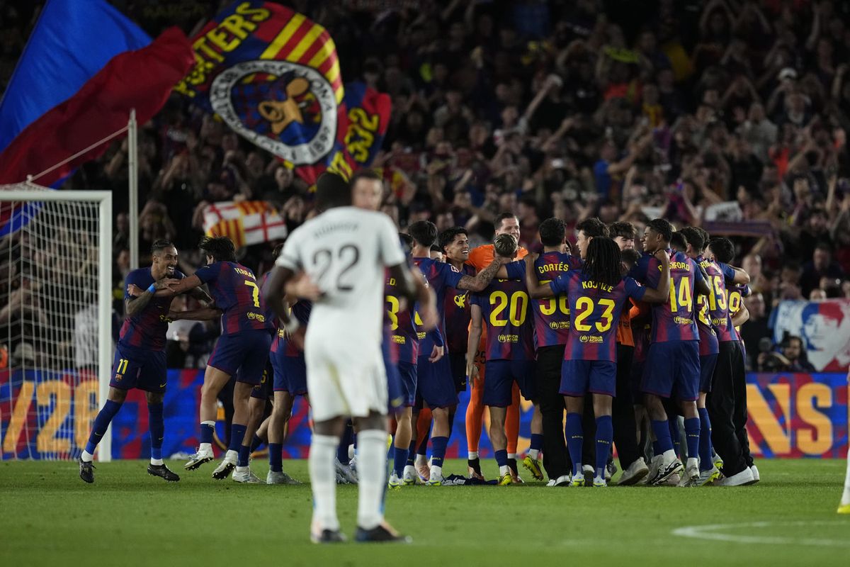 Barcelona se coronó en el clásico ante el Real Madrid.
