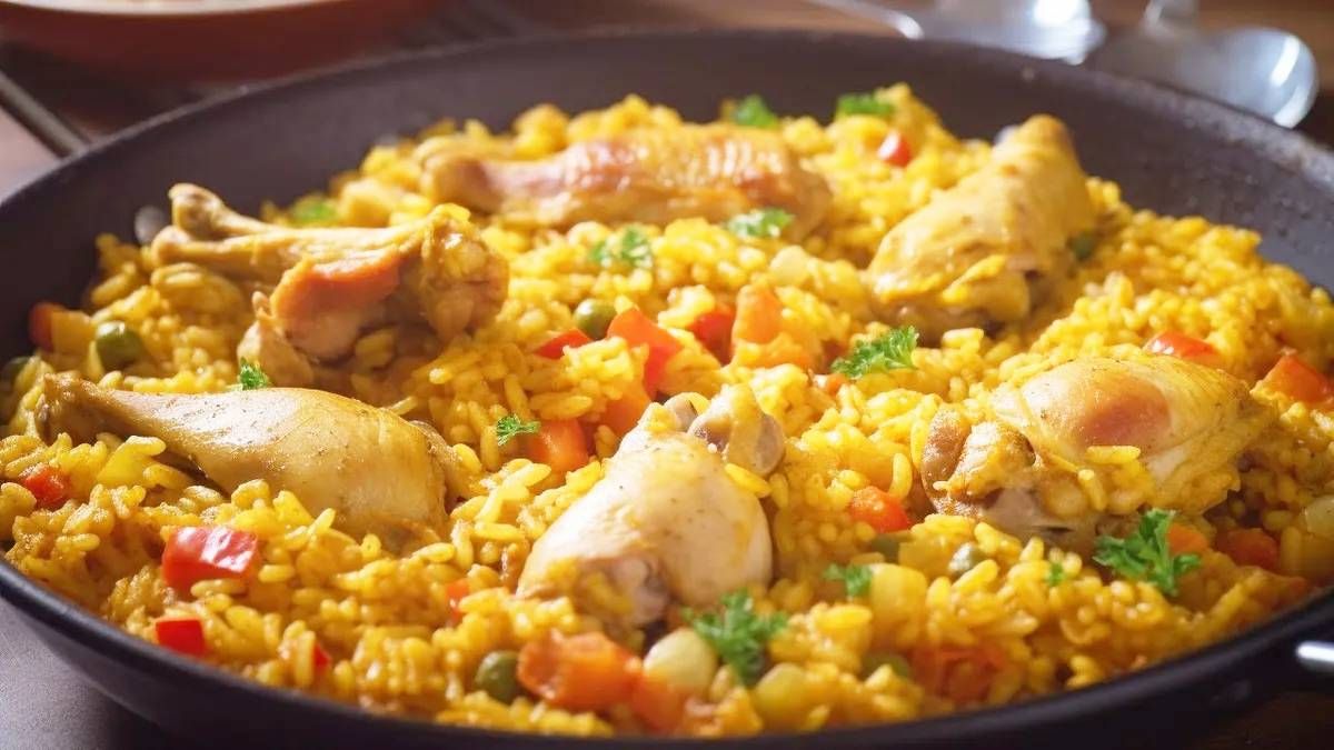 Arroz con pollo, la receta sencilla que a toda la familia le gusta