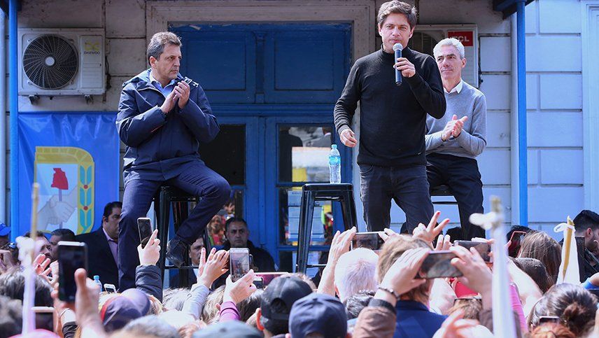 Sergio Massa y Axel Kicillof cerca de llegar a un acuerdo con Máximo Kirchner para fortalecer al peronismo.