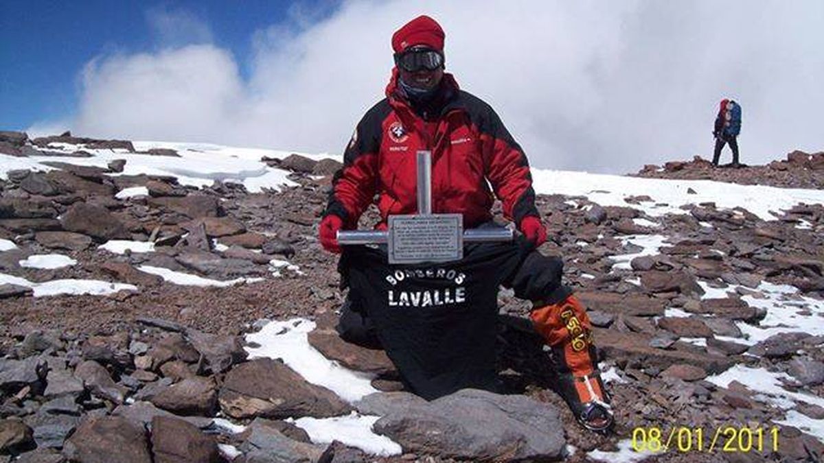 El hombre que coronó las 50 cumbres en Aconcagua, también es Bombero Voluntario en Lavalle. El hombre que coronó las 50 cumbres en Aconcagua, también es Bombero Voluntario en Lavalle.