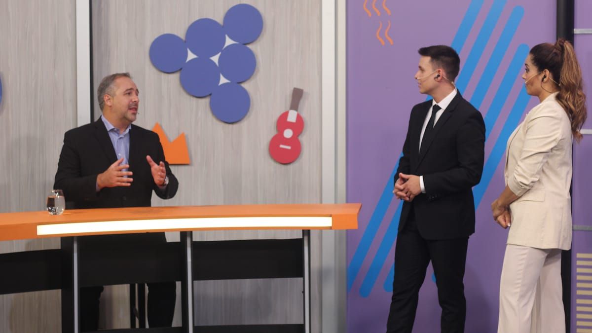 El intendente de Maipú, Matías Stevanato comentó los nuevos proyectos conjuntos para los maipucinos en el trabajo en equipo con Vendimia Solidaria. El intendente de Maipú, Matías Stevanato comentó los nuevos proyectos conjuntos para los maipucinos en el trabajo en equipo con Vendimia Solidaria.