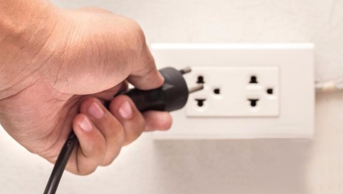 Por qué desconectar enchufes al salir de casa y cuáles deben ser. Fuente: Diario Correo