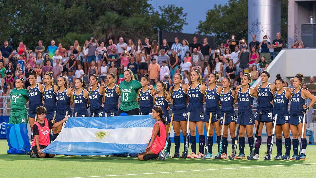 Las Leonas vencieron a Irlanda en un amistoso.