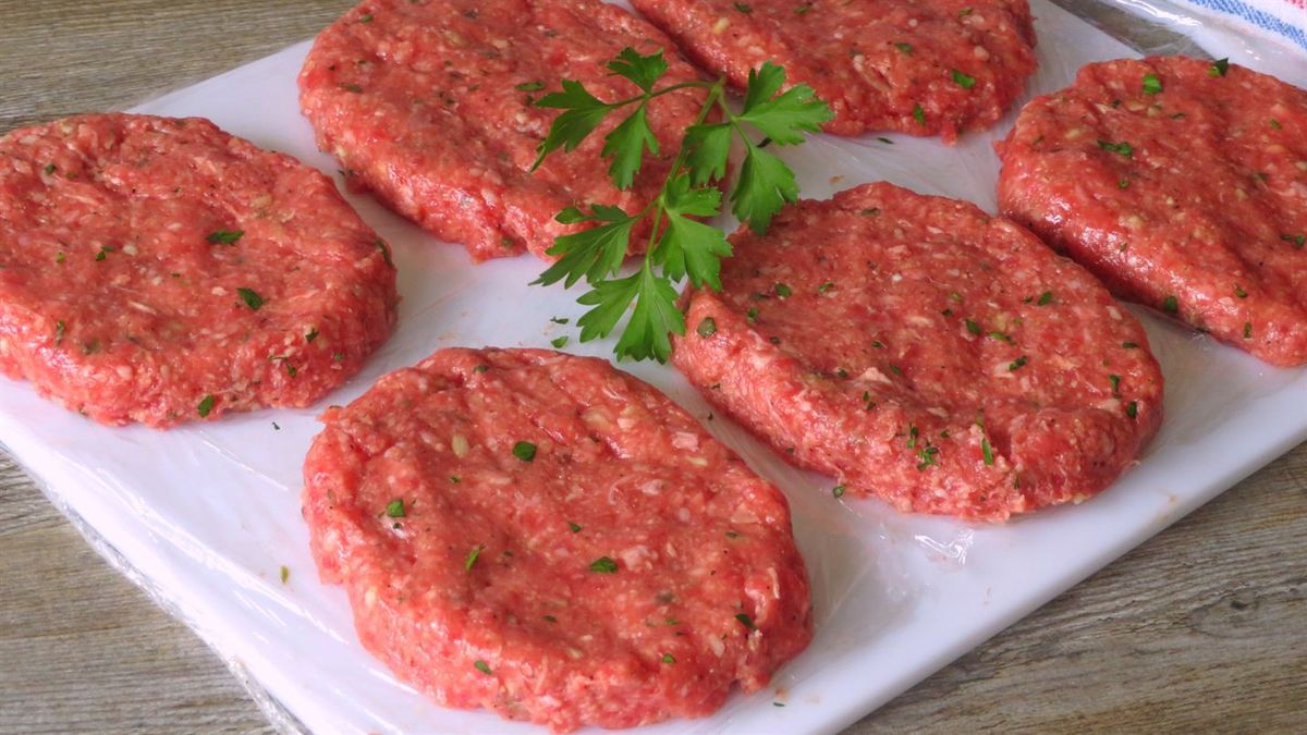 Hamburguesas caseras. La receta de hamburguesas caseras mil veces mejor que las compradas. Hamburguesas caseras. La receta de hamburguesas caseras mil veces mejor que las compradas.