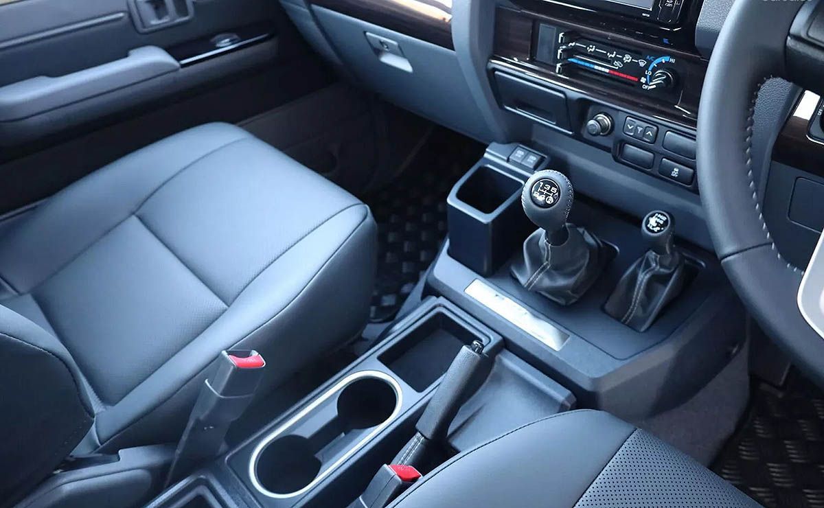 El interior de la Toyota conservada en una burbuja en Australia. El interior de la Toyota conservada en una burbuja en Australia.