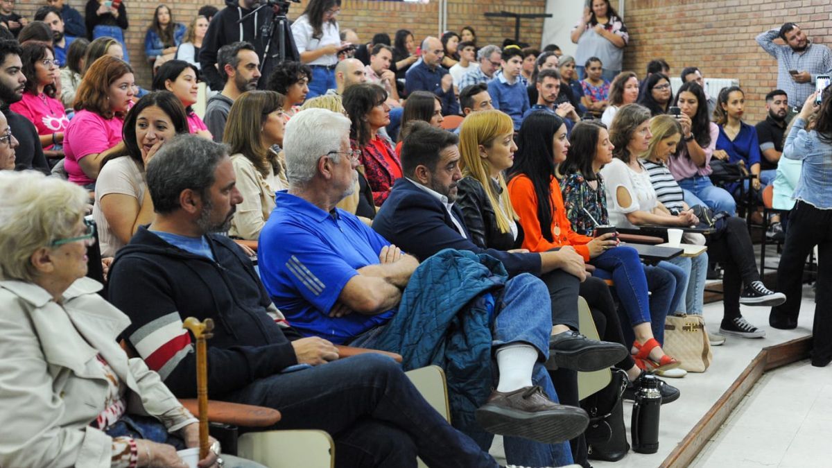 La propuesta de los equipos técnicos del Frente de Todos se realizó en la UNCuyo.