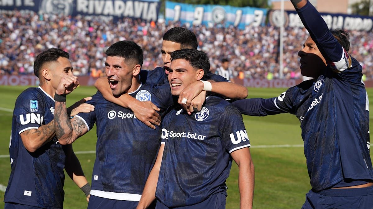 Independiente Rivadavia le gana a Gimnasia y Esgrima en un emocionante clásico