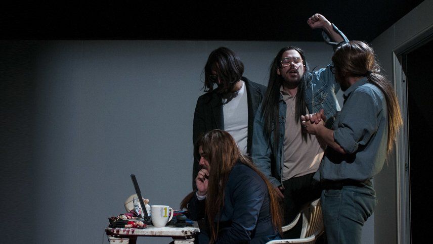 La obra chilena Dark sube a las tablas del Teatro Mendoza