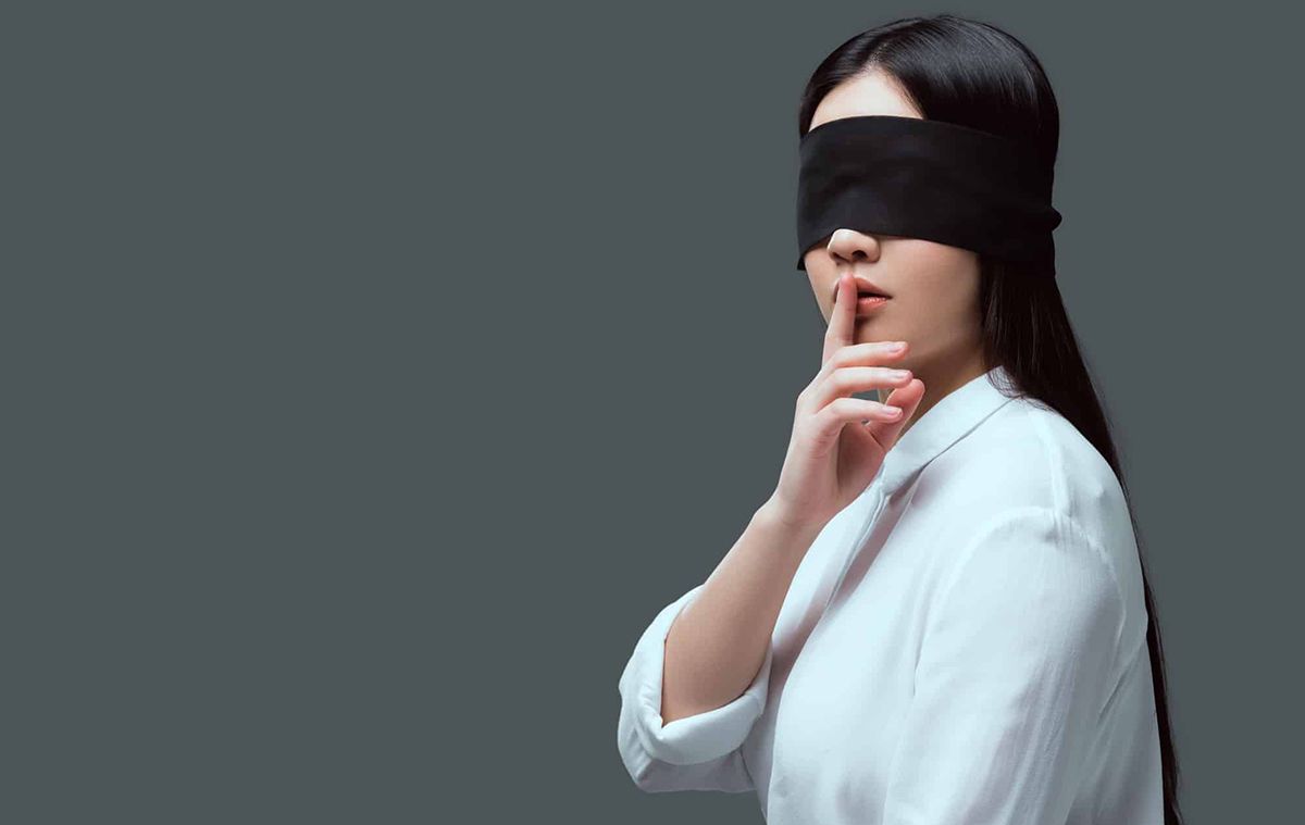 Parejas tóxicas. Birdboxing, la conducta de quien no quiere ver los defectos de su pareja. Parejas tóxicas. Birdboxing, la conducta de quien no quiere ver los defectos de su pareja.