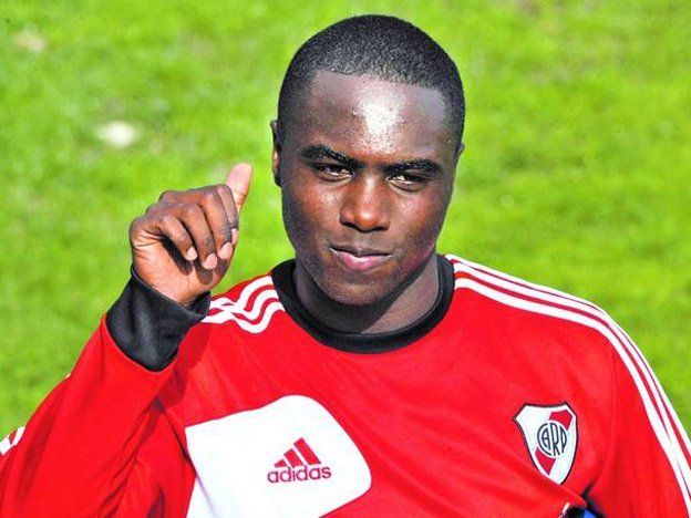 Álvarez Balanta iría al San Pablo y se acelera la gestión por Viudez