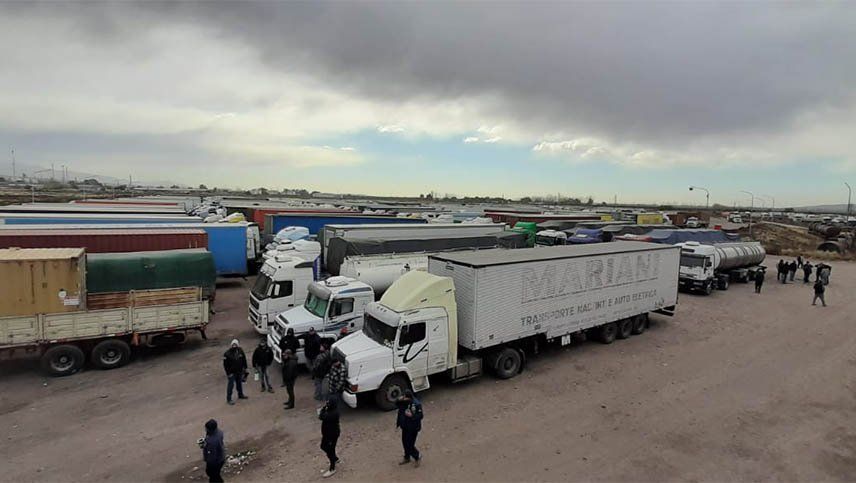 Hay 30 mil camiones por mes que van y vienen de Chile y no tenemos contagios