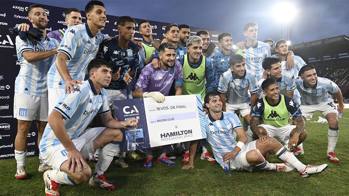 Racing pasó de fase en la Copa Argentina.