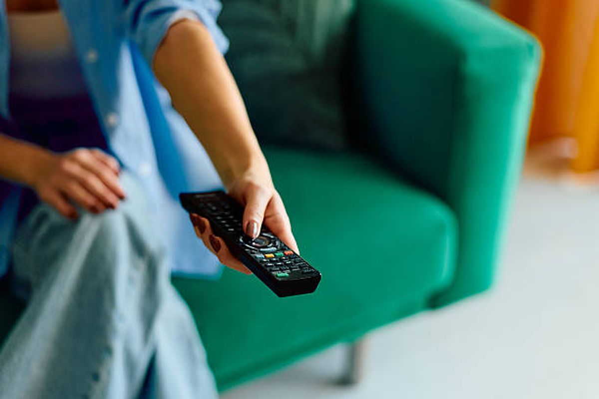 Con un solo control podrás dominar todos los dispositivos conectados a los puertos HDMI del televisor. Con un solo control podrás dominar todos los dispositivos conectados a los puertos HDMI del televisor.