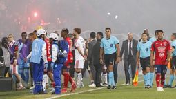 No hubo fútbol entre el DIM y Flamengo.